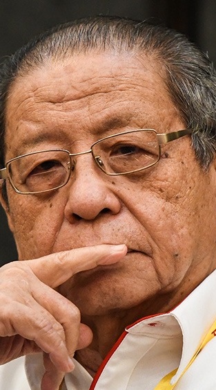 Kit Siang: M'sia would have done better without the emergency