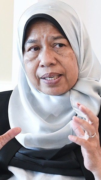 Zuraida: Malaysia in talks to bring in more foreign plantation workers