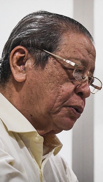 Kit Siang: Azam should volunteer to appear before PSC