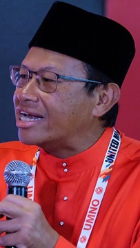 Shabery: Is PAS sending hidden messages before UMNO EGM?