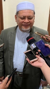 Umno is the party that should be dissolved, says PAS leader