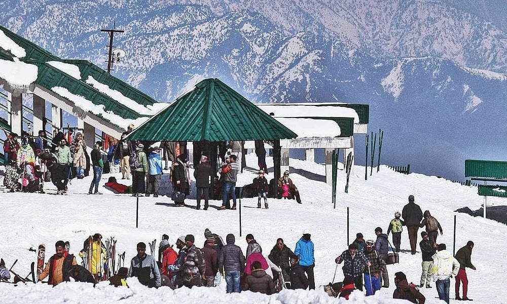 LETTER | Travel associations are one too many