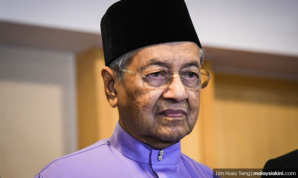 Dr M pelik PAS Kedah masih sokong Bersatu