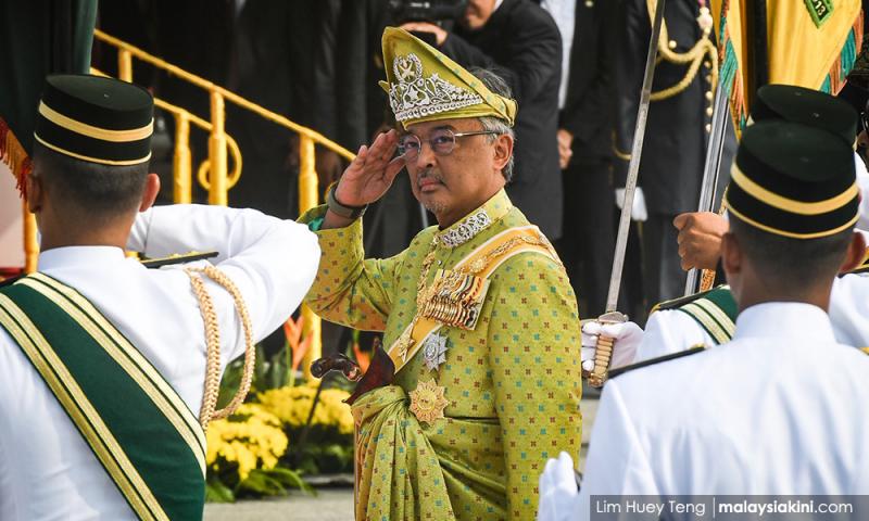 Polis kesan lelaki gagal hadir kes hina Agong, PM