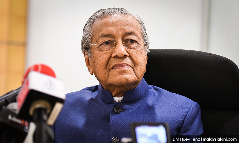 Dr M ‘confused, concerned’ over Riza Aziz’s plea bargain