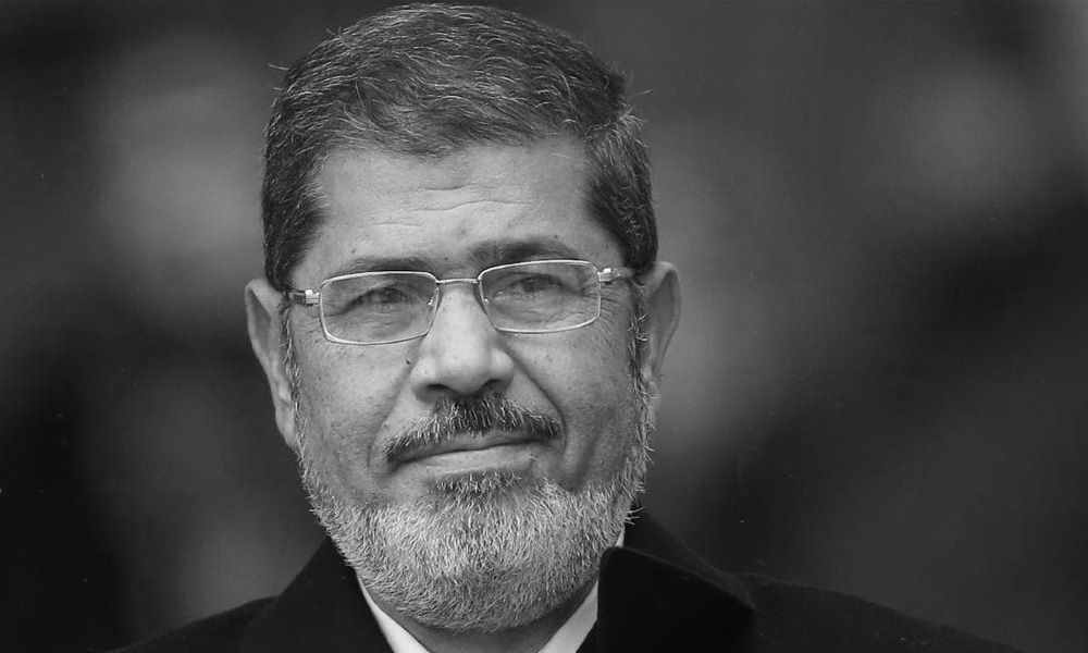 Egypt's ousted president Morsi dies after collapsing in court