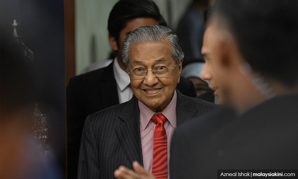 Tubuh parti baru: Tunggu keputusan mahkamah, kata Dr M