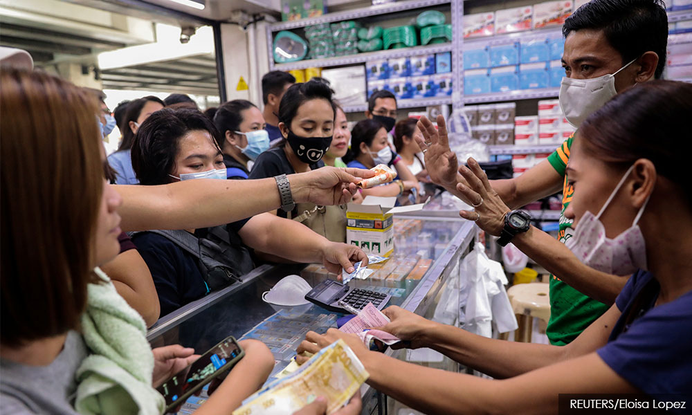Manila to undergo curfew, mall closures as coronavirus deaths rise to eight