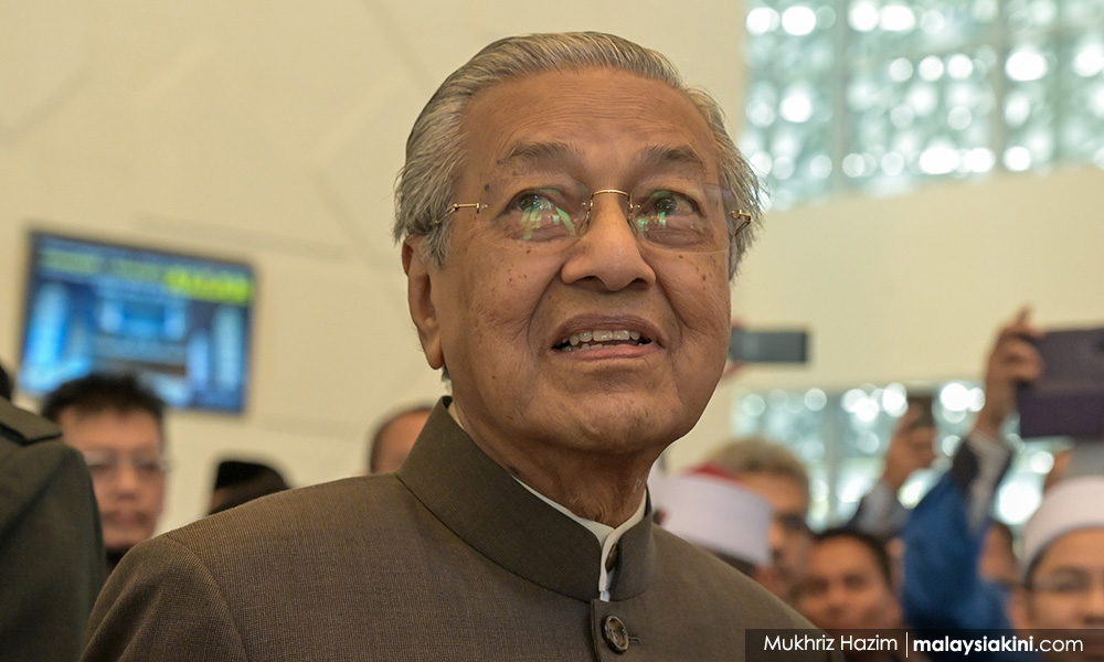 Dilemma in Bersatu over Dr M's 'rebellion'