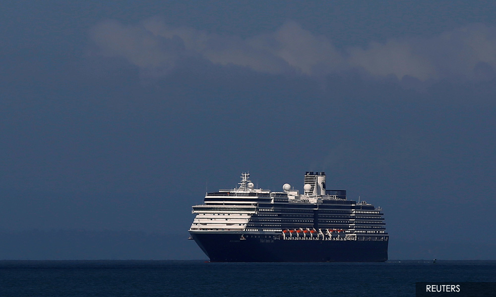 Malaysia issues blanket ban on cruise ships - report