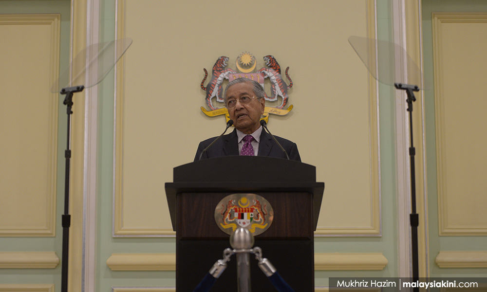 Mahathir genap 95 tahun hari ini