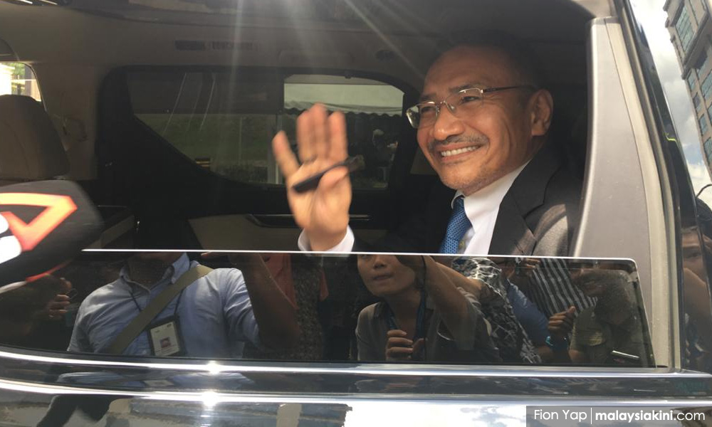 Hishammuddin denies involvement in new party formation