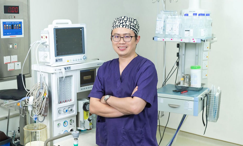 After contact with patient who lied, doctor describes agony and isolation