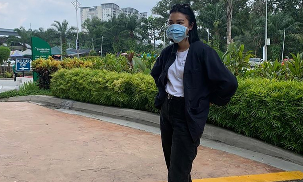 Sharifah Sakinah cemas anak demam, Neelofa pohon doakan anak sepupu