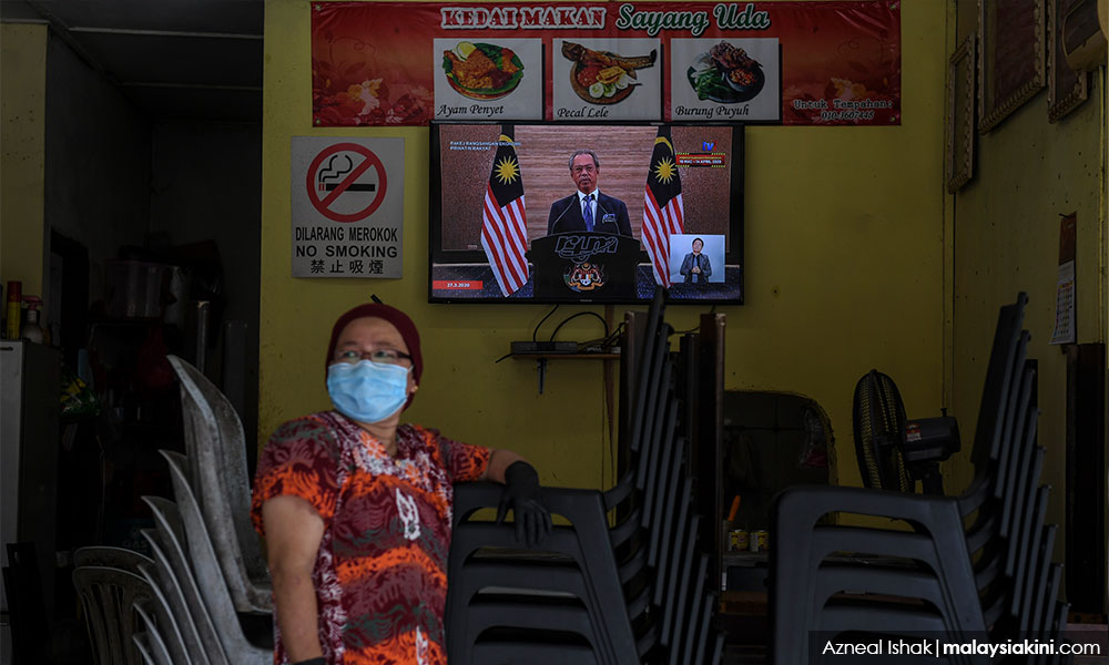 'Mak cik Kiah pun dah boleh tersenyum sikit'