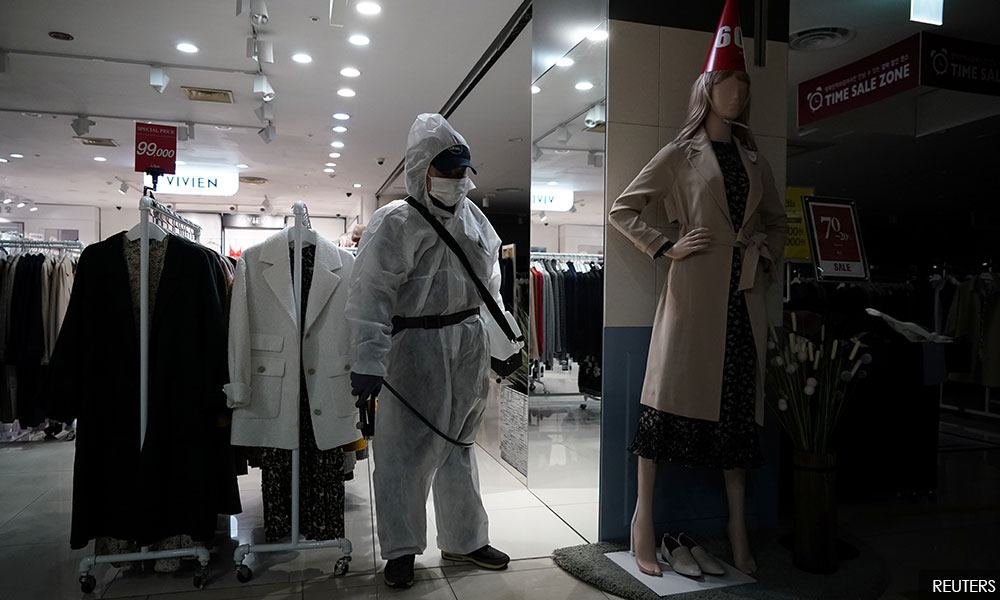 South Korea's jobs fall in April at sharpest pace since 1999