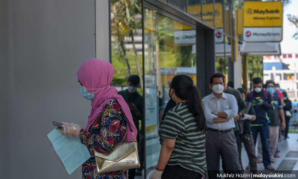 'Ramai berpusu-pusu ke bank sebab itu banyak kenderaan'