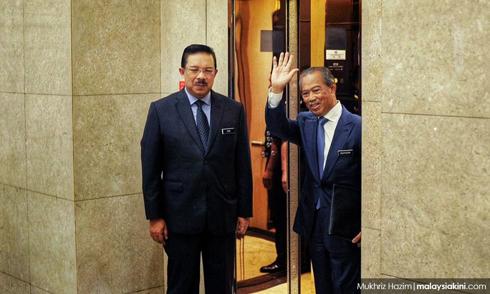 Muhyiddin clocks in at Putrajaya as prime minister