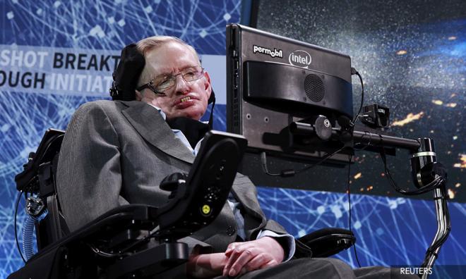 Alat bantuan pernafasan Stephen Hawking diderma pada hospital UK