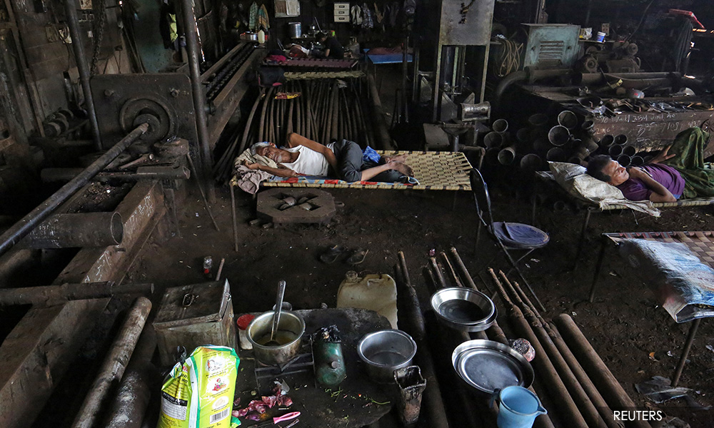 Coronavirus crisis could plunge half a billion people into poverty - Oxfam