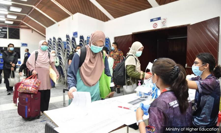 Malaysiakini 大专院校10月全面复课 4类学生7月起陆续返校