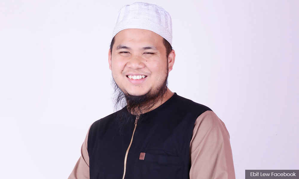 Preacher grilled over aid work despite having cops' permission