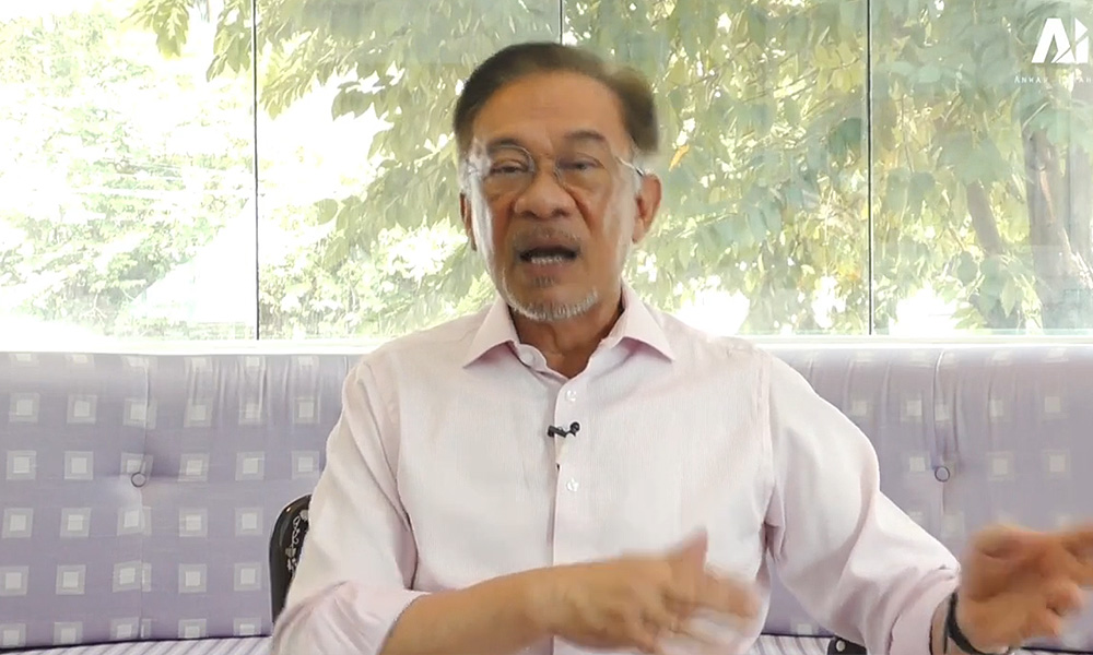 Kes Riza: Ibarat curi 10 ekor ayam, bayar balik seekor - Anwar