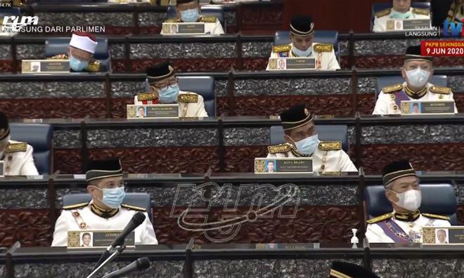 阿兹敏坐国会“第二把交椅”,身居高级部长之最