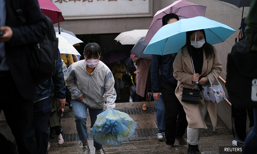 China reports 14 new coronavirus cases, high-risk area resurfaces
