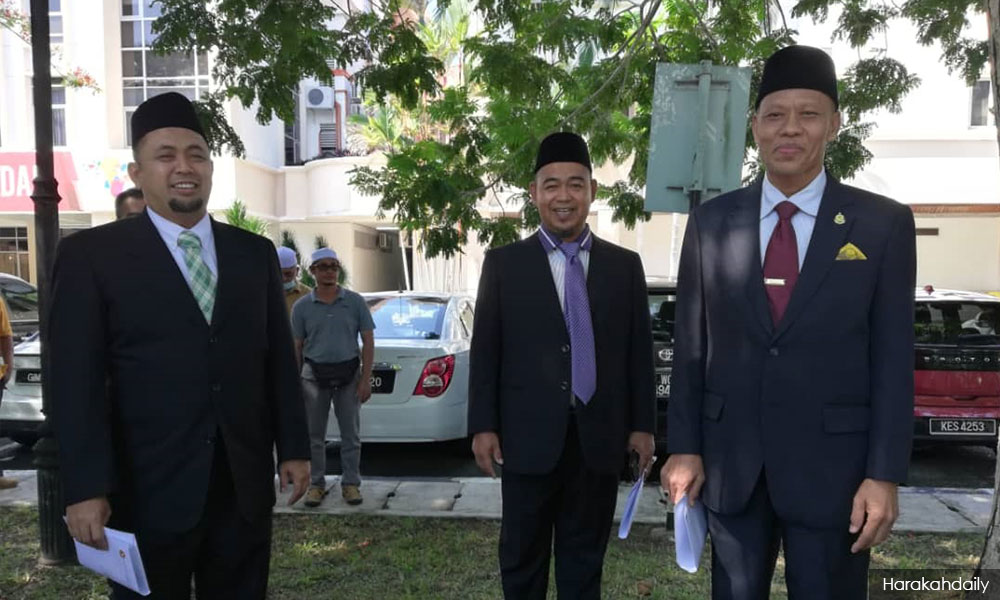 New Kedah gov’t likely tomorrow, and 9 news from yesterday
