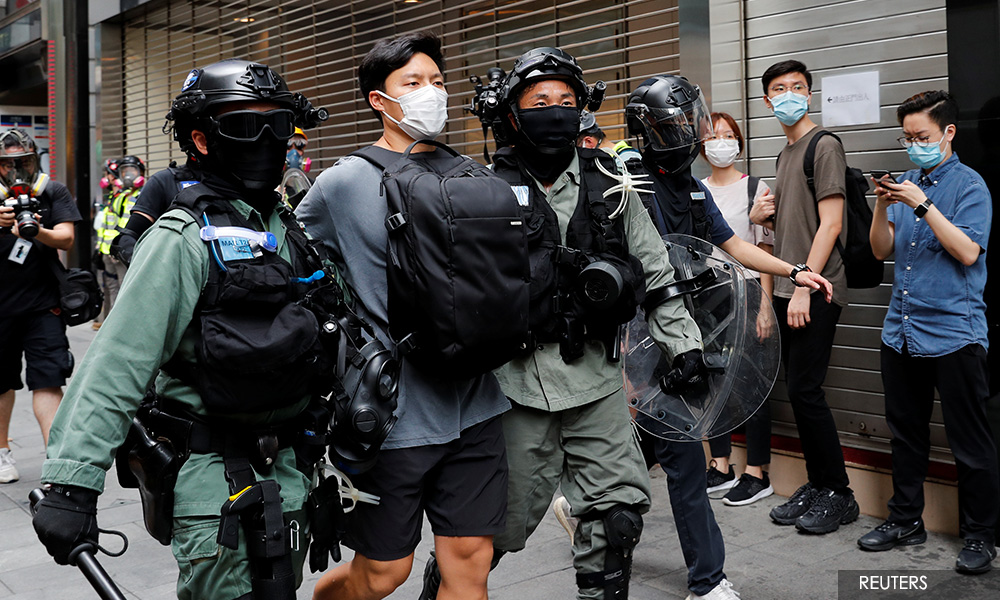 Hong Kong no longer deserves special US status, Pompeo says