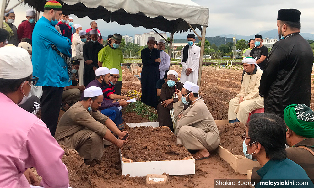 Jenazah Subky Latif selamat dikebumikan