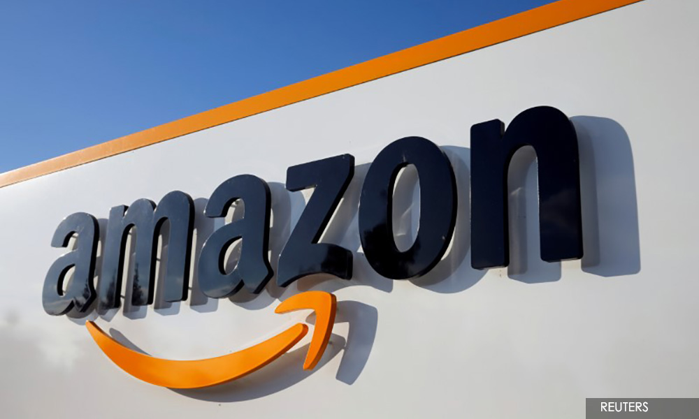 Amazon pauses police use of its facial recognition tech for a year