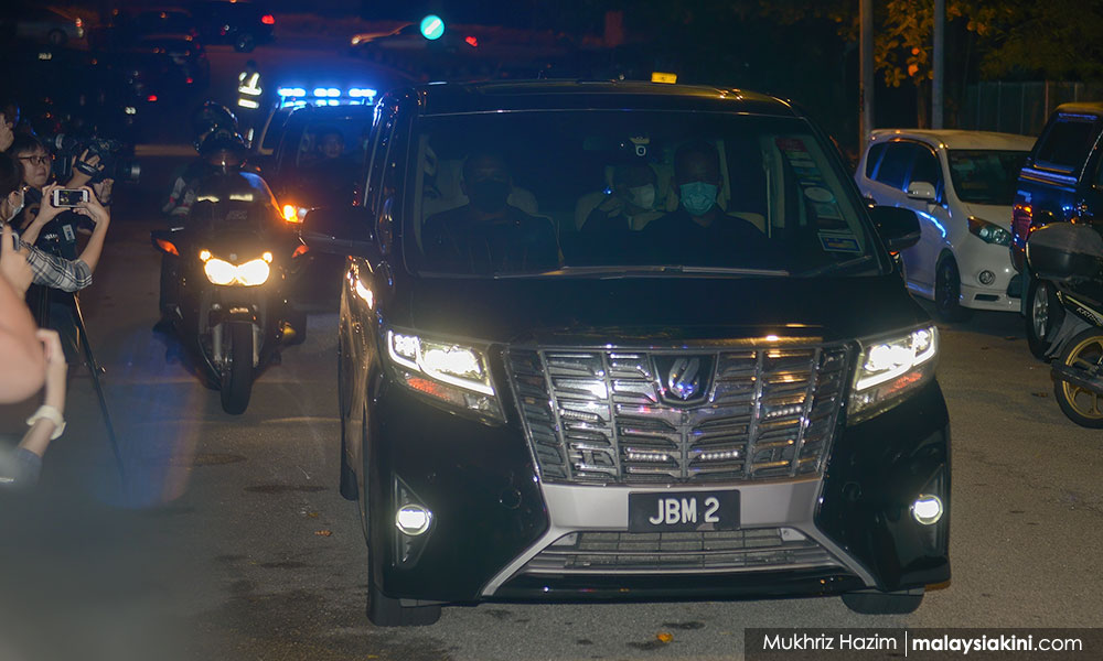 Muhyiddin pengerusikan mesyuarat MPT Bersatu malam ini