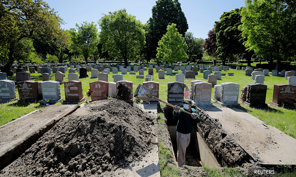 US coronavirus deaths top 110,000 as cases approach 2m - Reuters tally