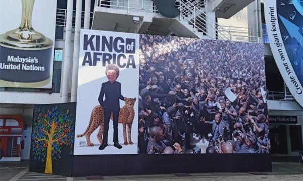 Papan Iklan Raja Afrika Universiti Limkokwing Diberi Surat Tunjuk Sebab