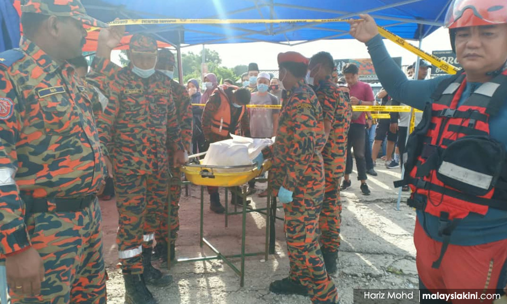 Body of boy feared drowned in Sungai Bakau found