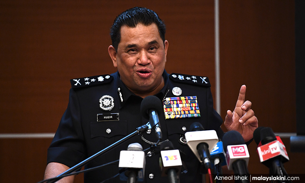 Buku didakwa hina Jata Negara: Polis serbu syarikat di PJ