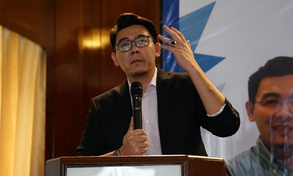 Aide: Traitor label won't stick, forget about winning Azmin and Zuraida's seats