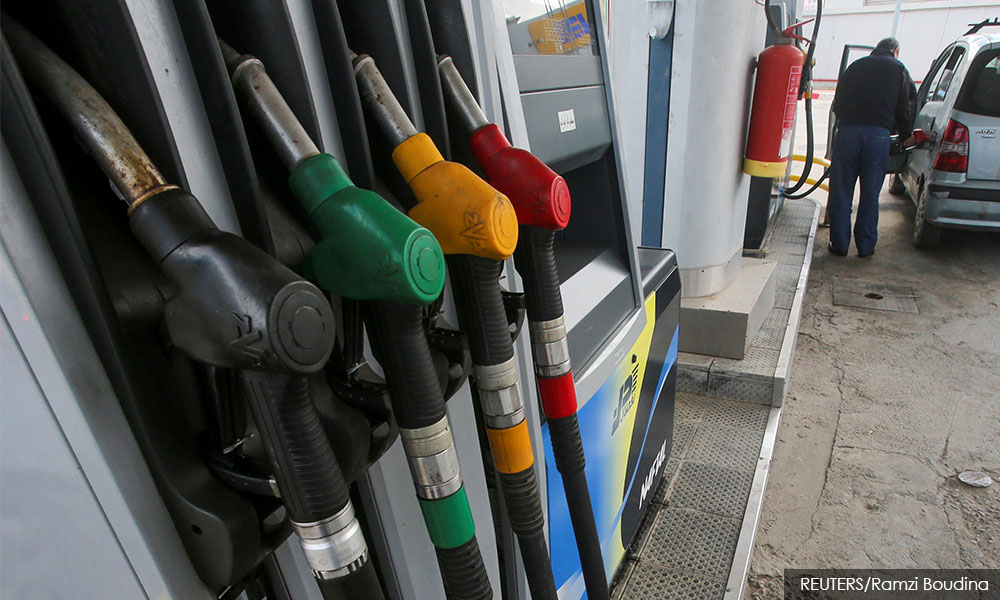 Coronavirus surge, renewed lockdowns fan fresh worries about global fuel demand