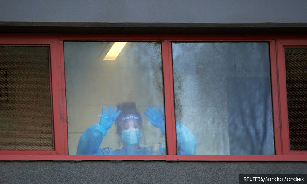 Millions of Australians back in lockdown amid Melbourne virus outbreak