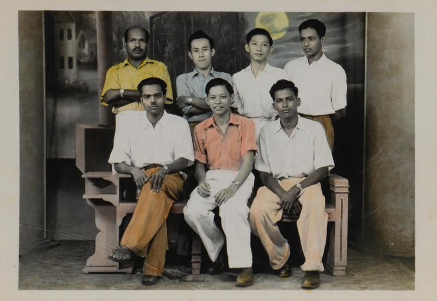 Bayangnya itu Timbul Tenggelam: Photographic cultures in Malaysia