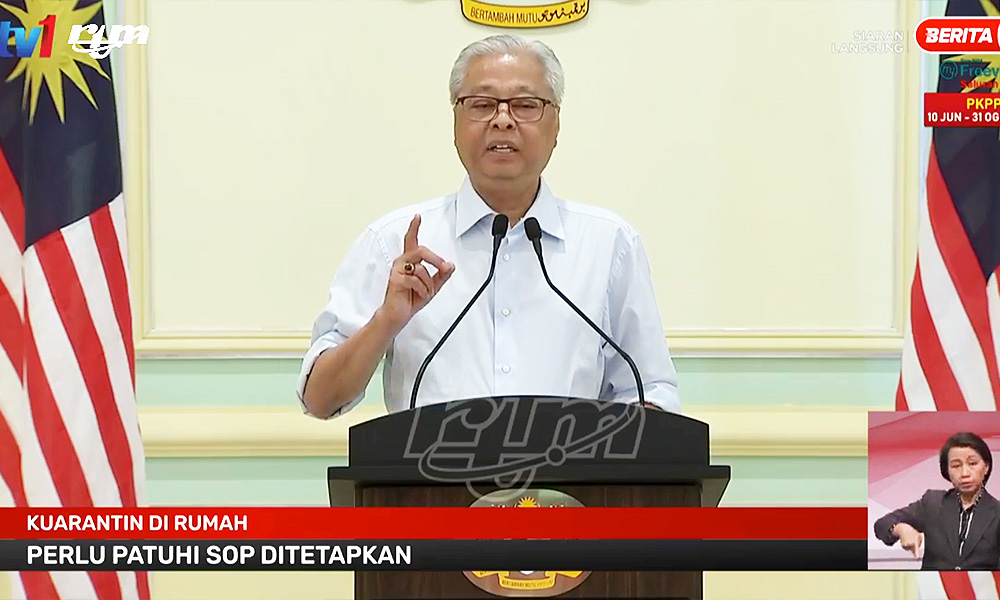 Police will track down overseas returnees who don't do second test - minister