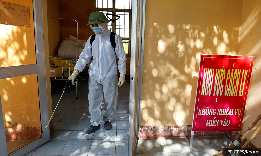 In just days, Vietnam shifts from virus-free paradise to panic