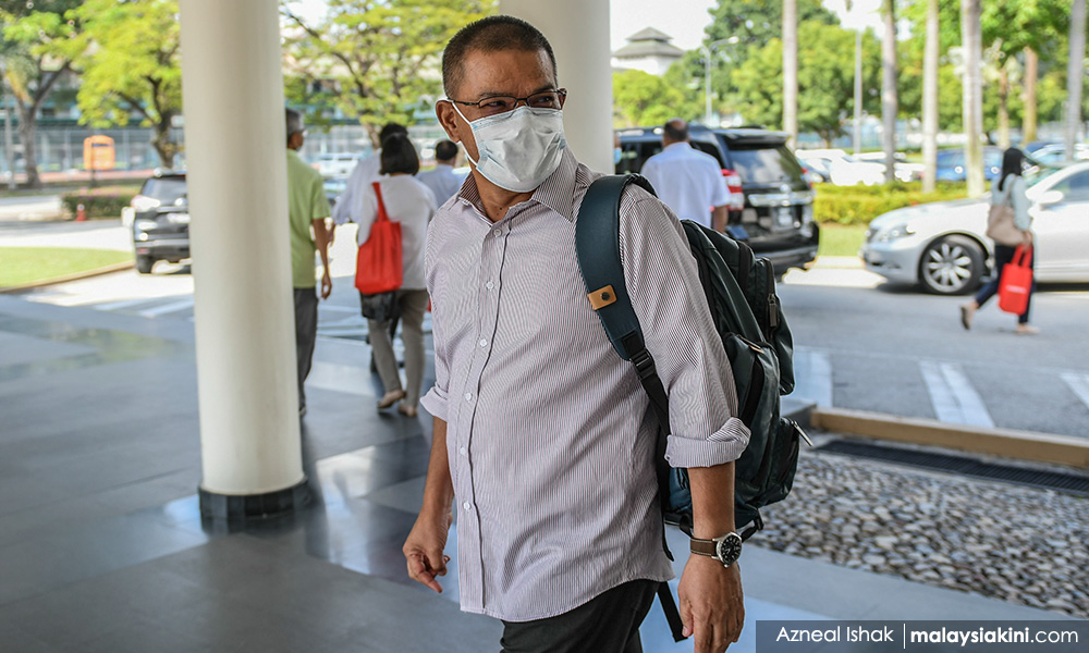 PRK Slim: PH tak tanding, beri ruang kepada kem Mahathir - Saifuddin