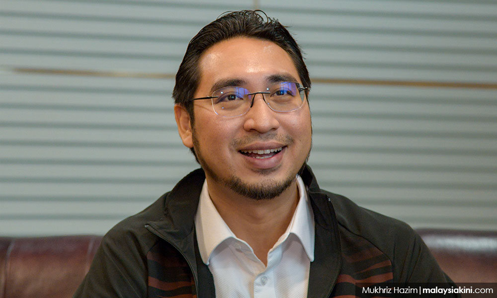 'Sebagai timb menteri, saya boleh permudahkan urusan exco bantu Armada'