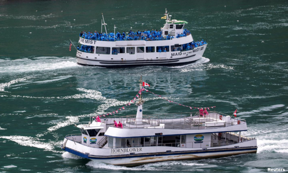 Covid-19: A tale of two countries at Niagara Falls