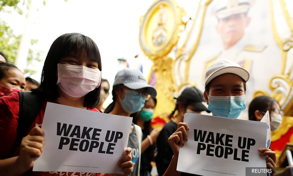 More than 10,000 throng Thailand's anti-government protests