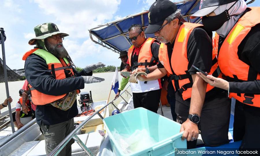 Malaysiakini Artifak Dari China Kesultanan Melayu Ditemui Di Sungai Pahang