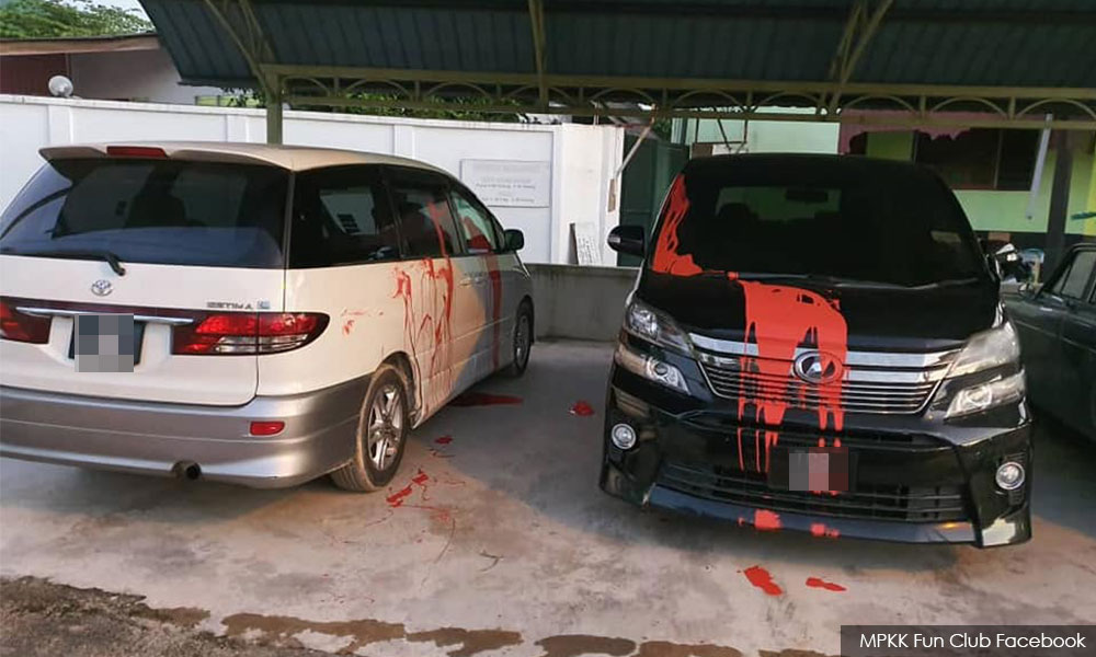 Two Toyotas belonging to T'ganu exco vandalised